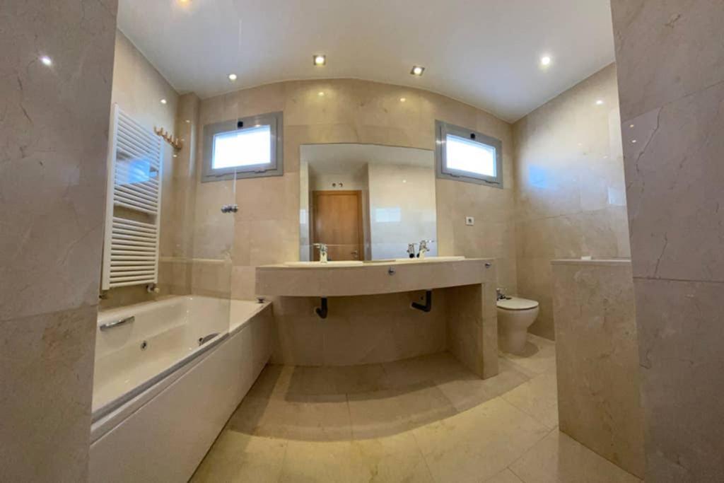 Valdevebas Chalet Con Piscina 马德里 外观 照片